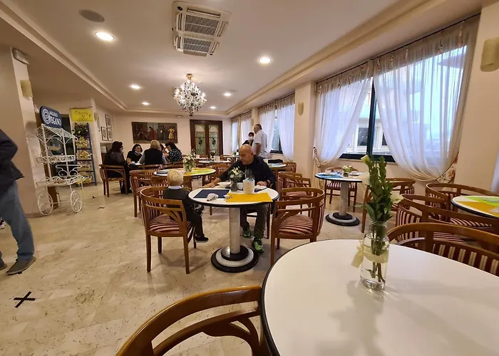 Ξενοδοχείο Sabra 3*